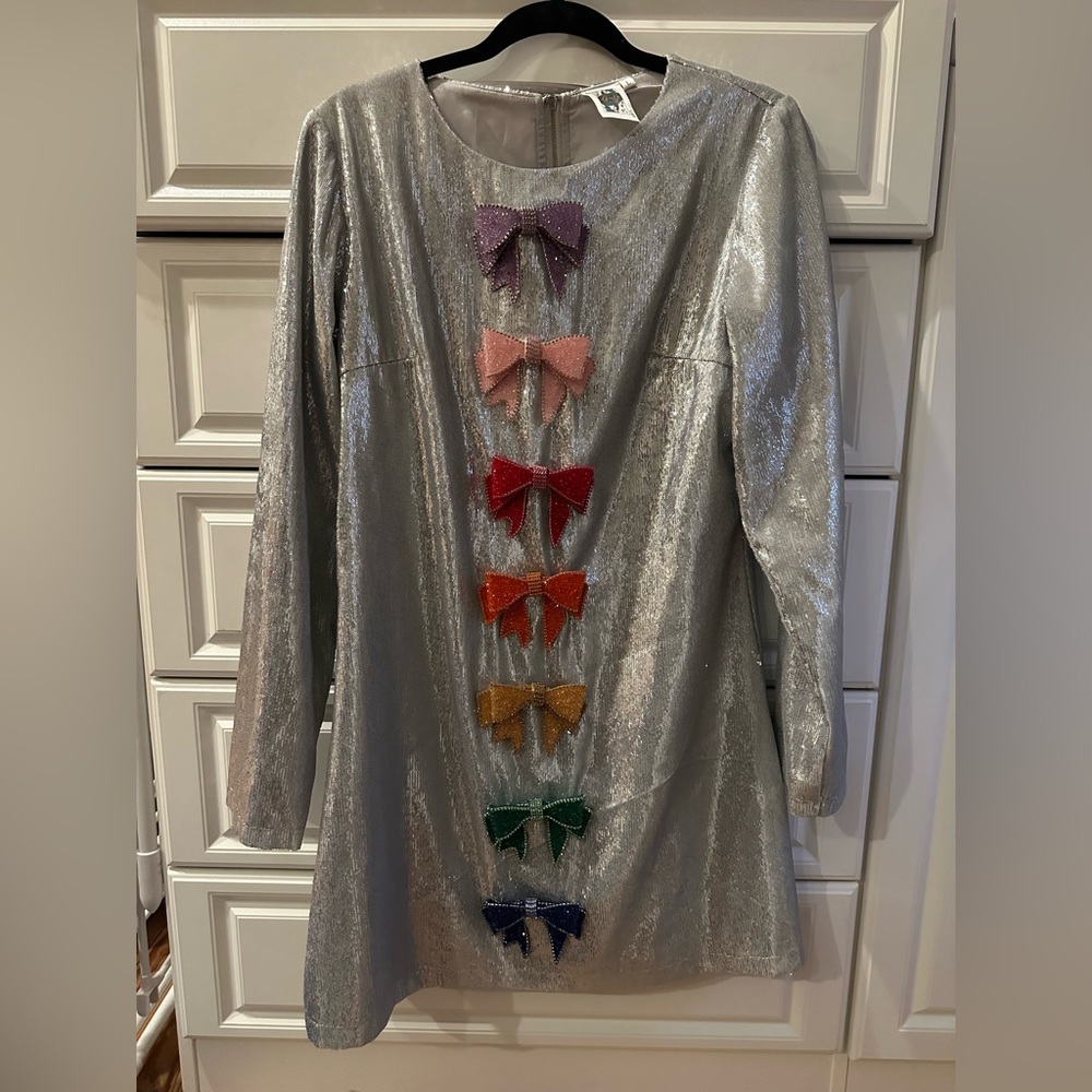 Queen of Sparkles size large bow dress